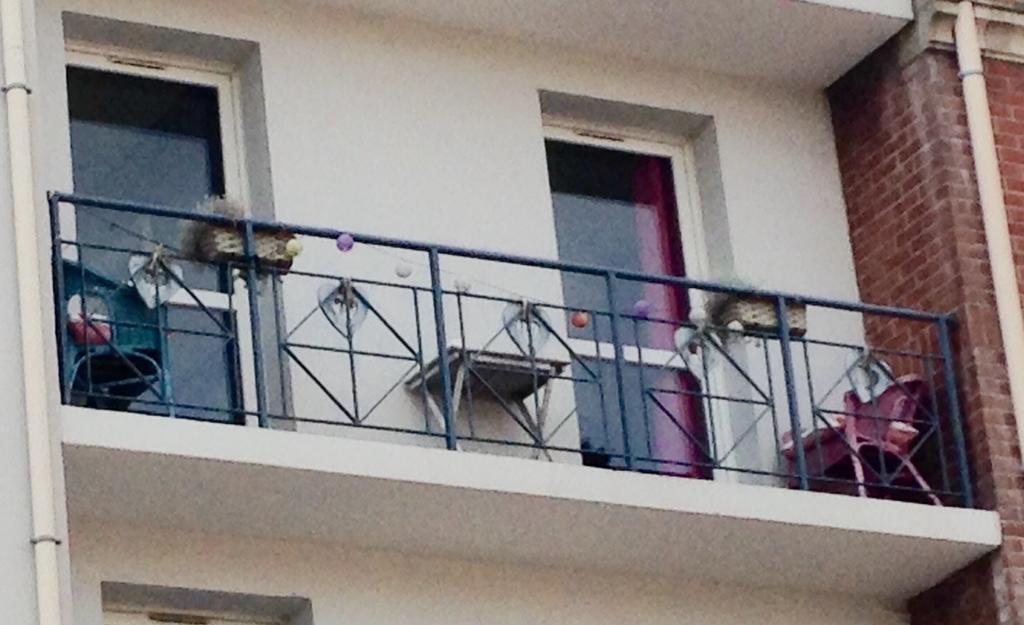 Alice Et Marie Au Pays Du Louvre Apartment Lens Phòng bức ảnh